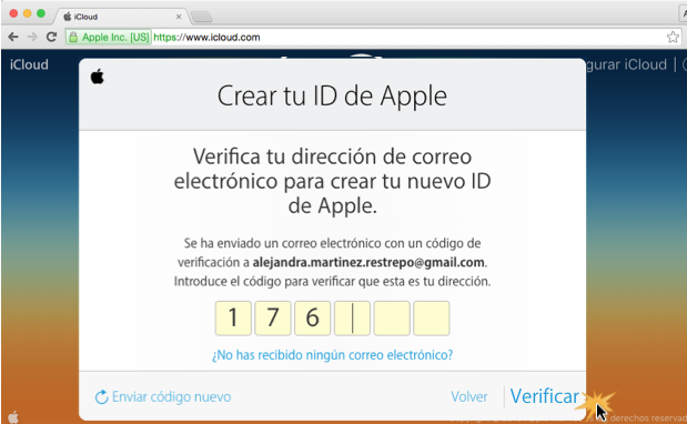 Imagen ejemplo del paso 4 de cómo crear una cuenta en iCloud.