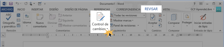 Vista dela pestaña Revisar y el comando Control de cambios.