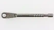 Dental torque wrench (toggle type)