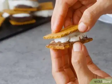 Image titled Make Smores in a Microwave Step 10