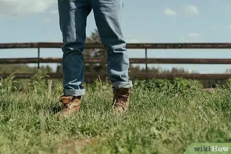 Image titled Clean Muddy Shoes