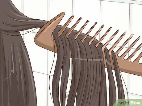 Image titled Keep a Synthetic Ponytail from Tangling Step 7