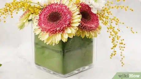 Image titled Arrange Flowers in a Square Vase Step 9