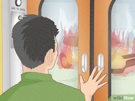 Image titled Open Train Doors Step 11