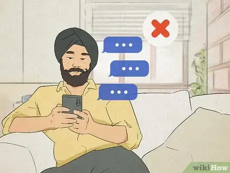 Image titled How Often to Text Someone You're Dating Step 10