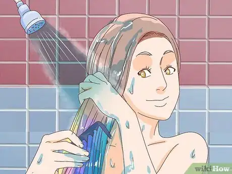 Image titled Chalk Dye Your Hair Step 18