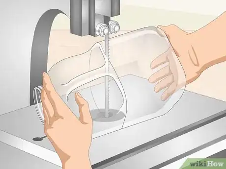 Image titled Cut a Plastic Bottle Step 10
