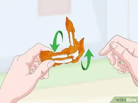 Image titled Eat Chicken Wings Step 11