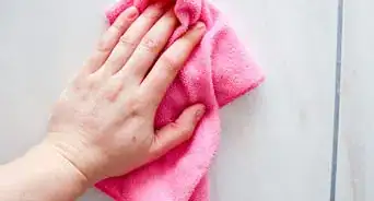 Remove Soap Scum from Tile