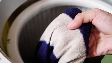 Image titled Wash a Jacket in a Washing Machine Step 15