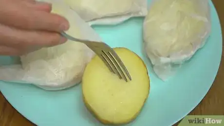 Image titled Make Potato Skins Step 4