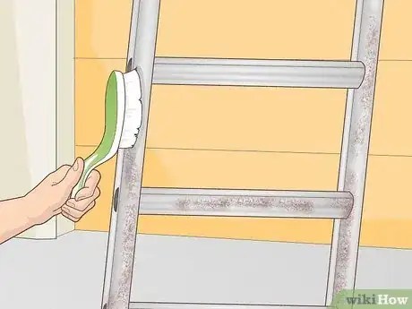 Image titled Aluminum vs Fiberglass Ladder Step 3
