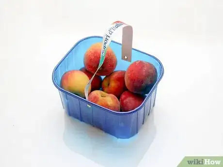 Image titled Eat a Peach Step 1