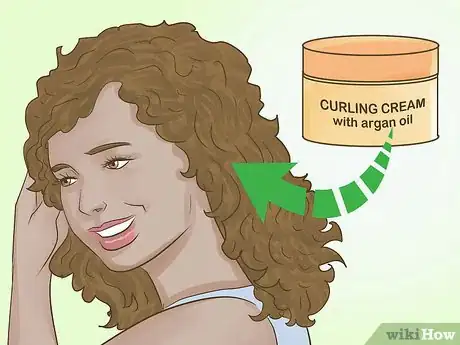 Image titled Tighten Curls Step 2