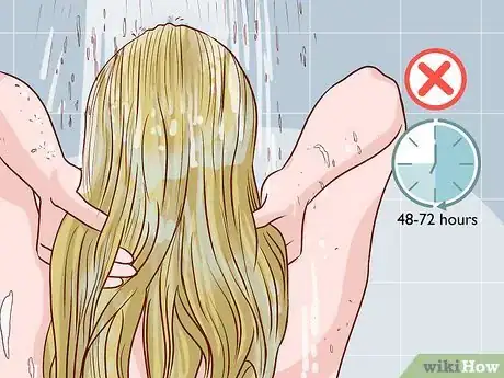 Image titled Wash Hair After Bleaching Step 1