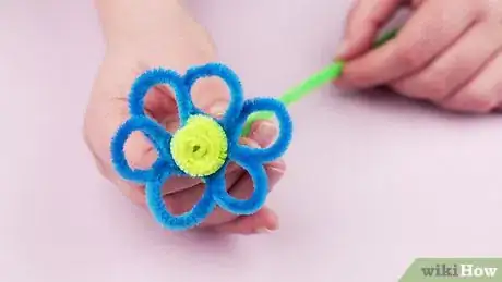 Image titled Make Pipe Cleaner Flowers Step 9