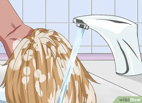 Image titled Wash a Human Hair Wig Step 5