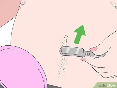 Image titled Shave While You're Pregnant Step 10