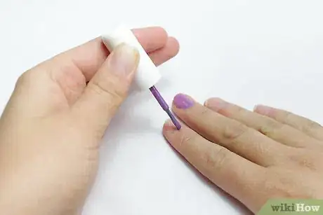 Image titled Paint Your Nails With the Opposite Hand Step 6