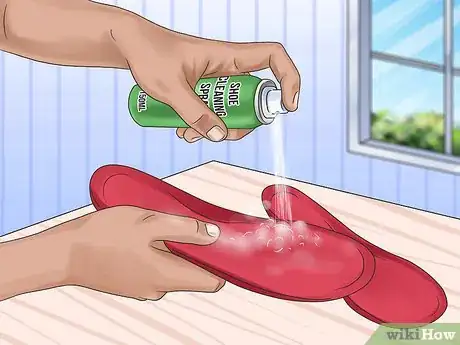Image titled Clean Insoles Step 12