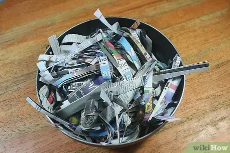 Image titled ShredNewspaper Step 1