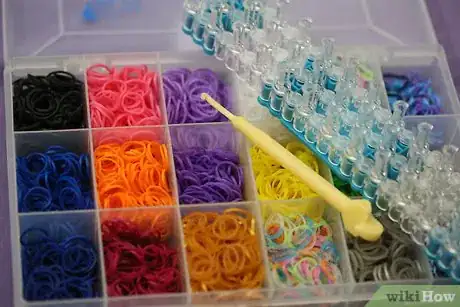 Image titled Make a Ladder Bracelet on the Rainbow Loom Step 1Bullet1