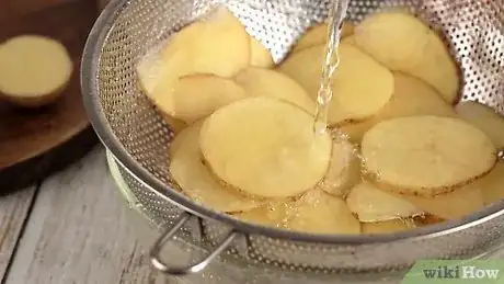 Image titled Make Microwave Potato Chips Step 2