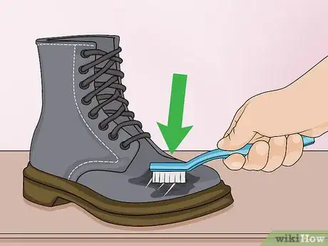 Image titled Clean Combat Boots Step 4