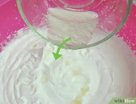 Image titled Decorate a Cake with Whipped Cream Icing Step 6