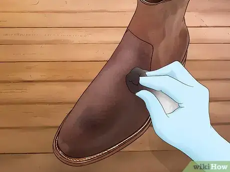 Image titled Dye Leather Boots Step 5