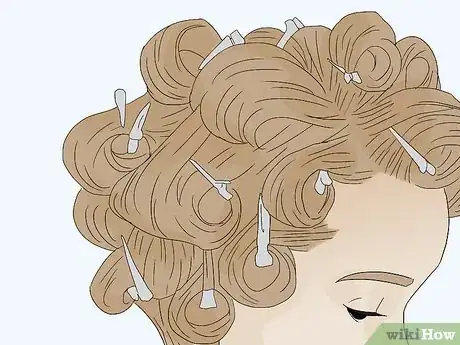 Image titled Get Marilyn Monroe Curls Step 7
