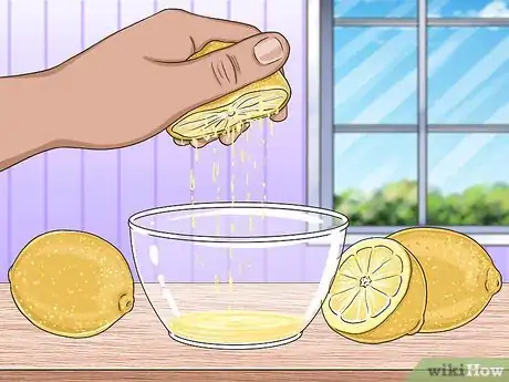 Image titled Dye Your Hair With Lemon Juice Step 1
