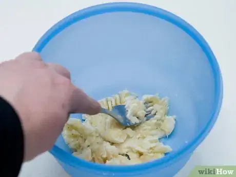Image titled Make Microwave Oatmeal Banana Cookies Step 2