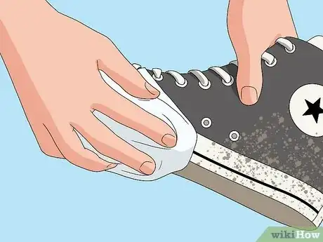 Image titled Clean Converse Shoes Using a Magic Eraser Step 6