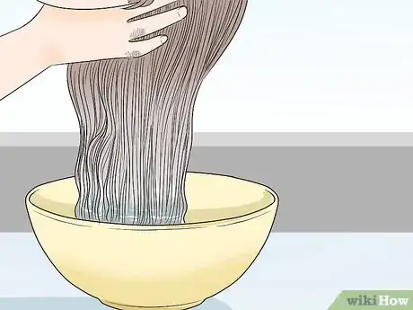 Image titled Make Your Hair Look Gray for a Costume Step 13