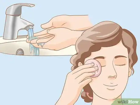 Image titled Insert and Remove a Scleral Lens Step 1