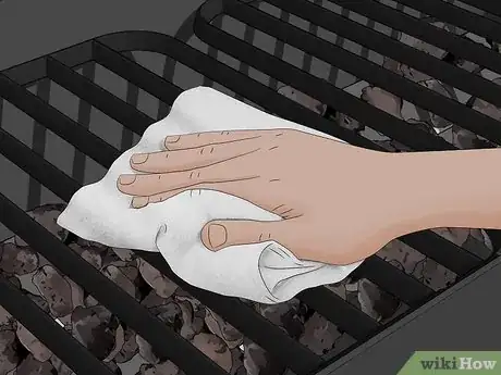Image titled Clean Your Barbecue Inside Out Step 3