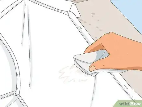 Image titled Bleach Your Clothing Step 20
