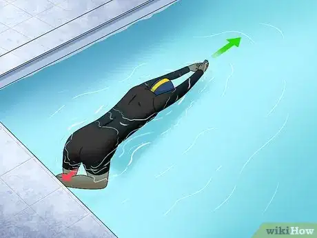 Image titled Overcome Your Fear of Learning to Swim Step 10