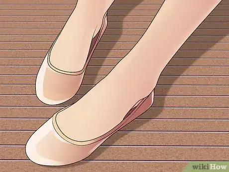 Image titled Stretch Tight Ballet Flats Step 18