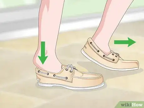Image titled Stretch New Shoes Step 1