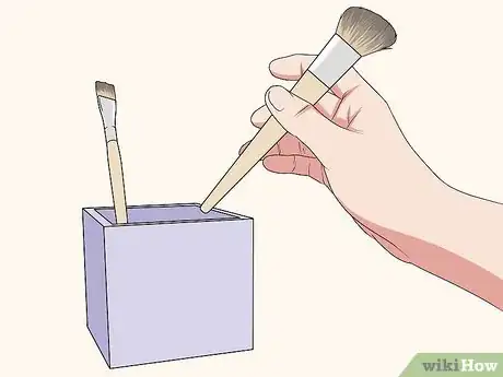 Image titled Store Makeup Brushes Step 1