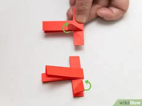 Image titled Make a Paper Bracelet Step 12