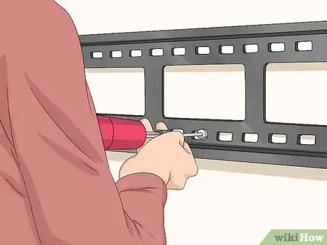 Image titled Unmount a TV Step 11