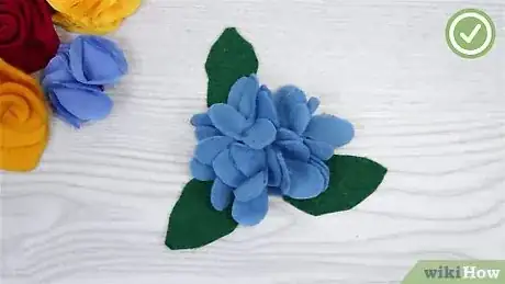 Image titled Make Felt Flowers Step 31