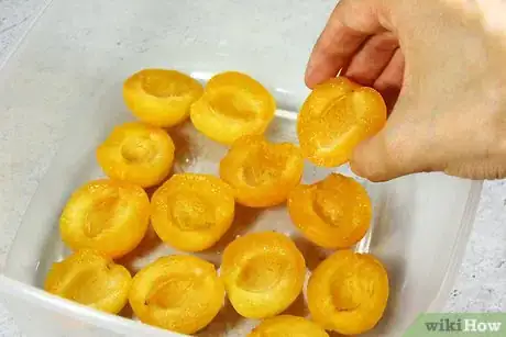 Image titled Freeze Apricots Step 8