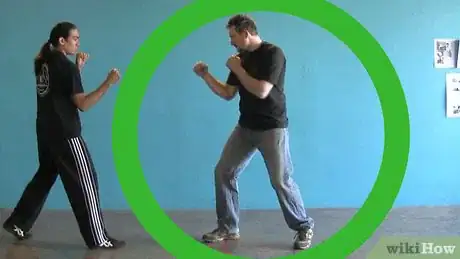 Image titled Go Into a Jeet Kune Do Stance Step 3