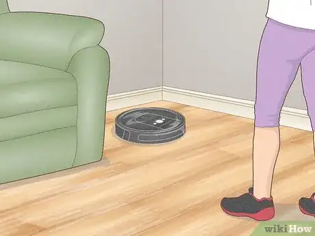 Image titled Turn Off Roomba I7 to Save Battery Step 1