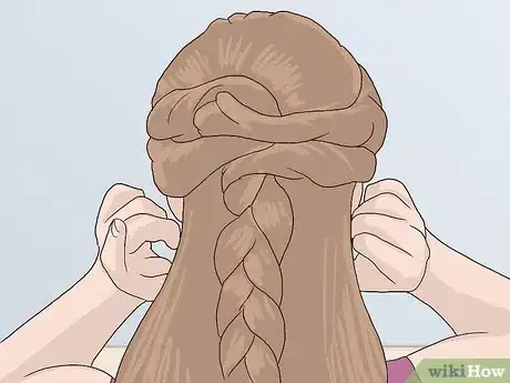 Image titled Do Grecian Hairstyles Step 31