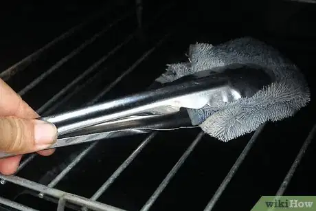 Image titled Clean Grill Grates Step 7